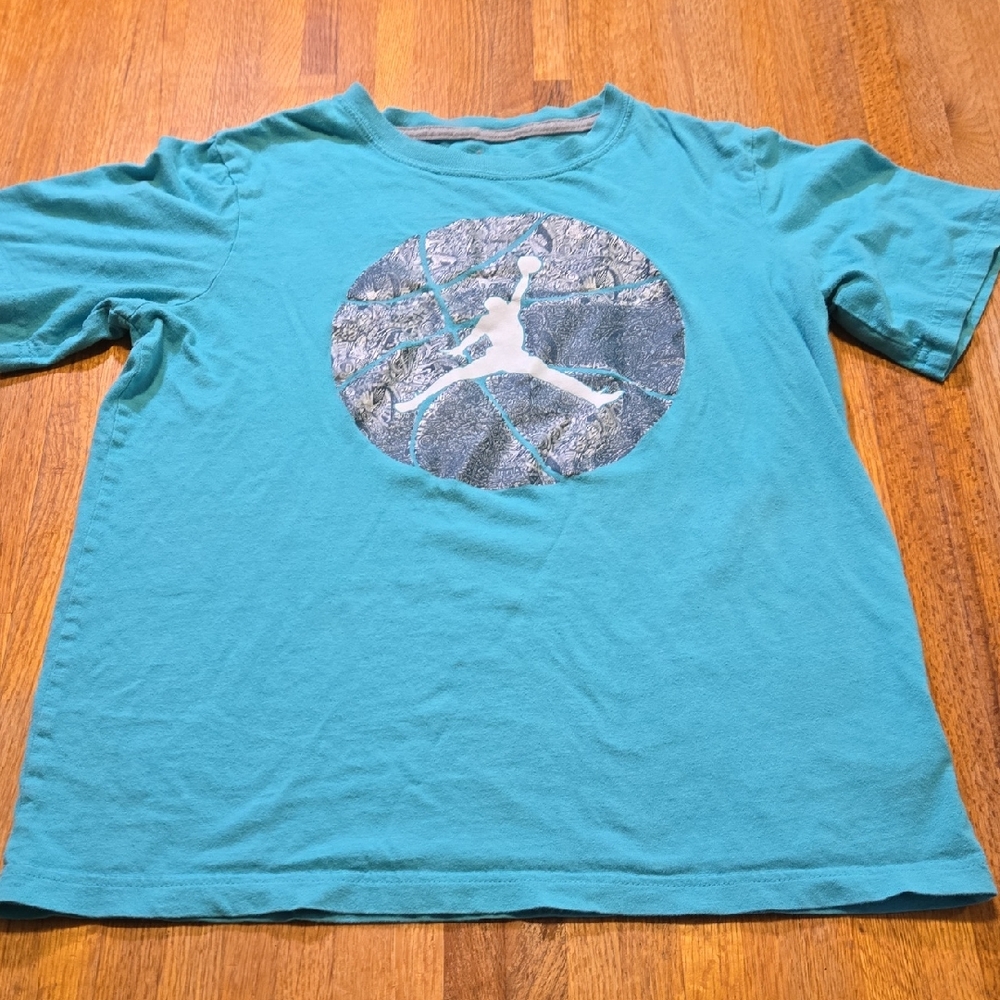 Jordan Kids Large Teal Silver Jumpman Basketball Graphic Short Sleeve Shirt‎